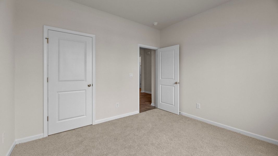 Spacious, unfurnished interior of a new home in Hawley Glen, Lillington (Image 10).