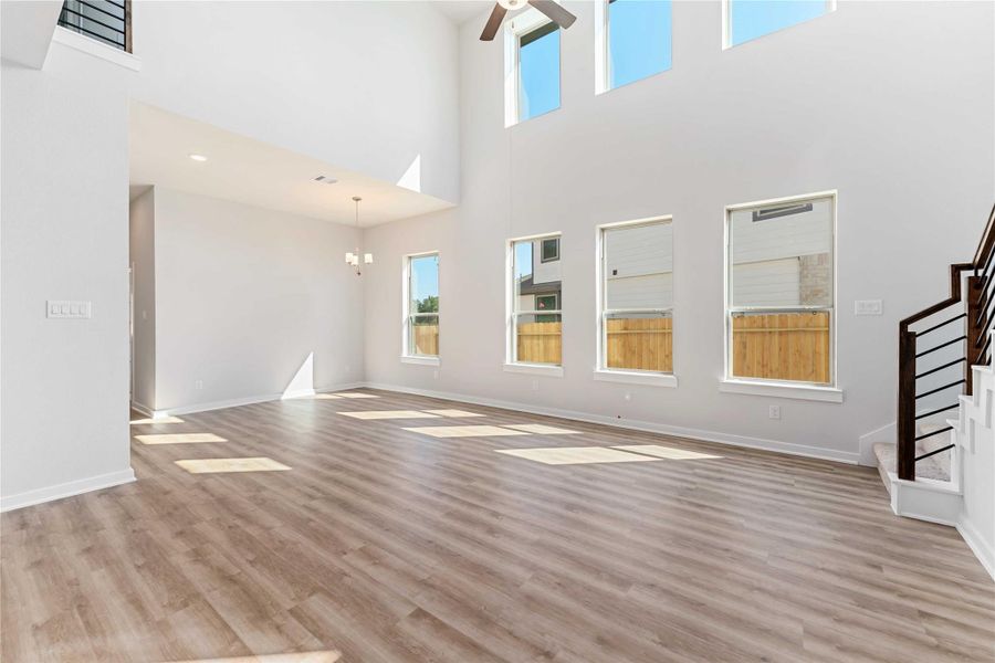 Spacious, unfurnished interior of a new home in Meadow Park, Conroe (Image 9). Spacious, unfurnished interior of a new home in Meadow Park, Conroe (Image 9).