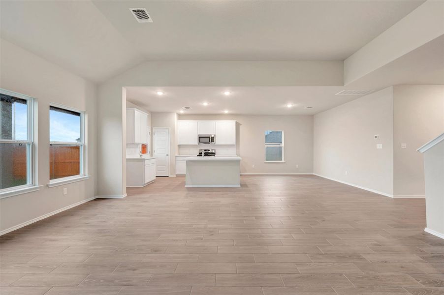 Spacious, unfurnished interior of a new home in Carillon, Manor (Image 17).