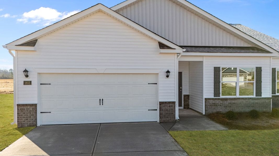Exterior details and patio area of a home in Dail Farm, Farmville (Image 3).