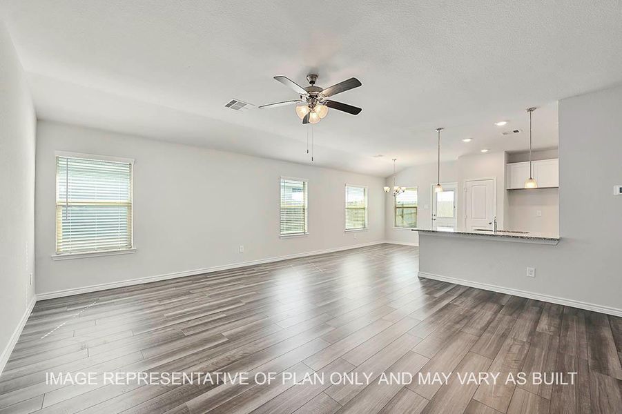 Spacious, unfurnished interior of a new home in Southern Pointe, College Station (Image 9). Spacious, unfurnished interior of a new home in Southern Pointe, College Station (Image 9).