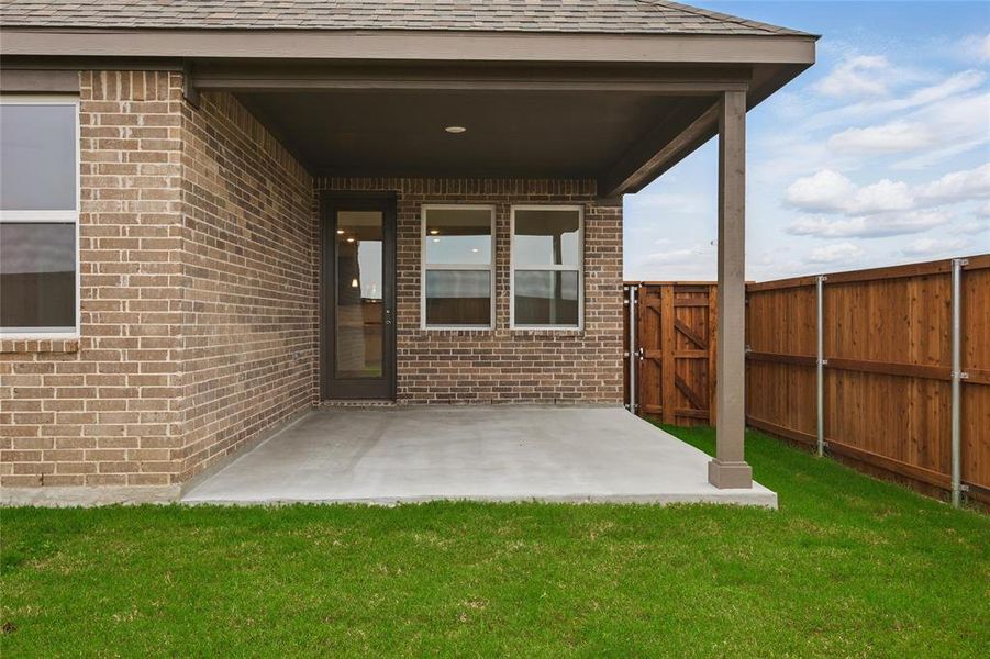 Exterior details and patio area of a home in Bel Air Village, Sherman (Image 2).