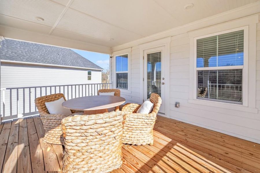 Exterior details and patio area of a home in Reunion, Flowery Branch (Image 4).