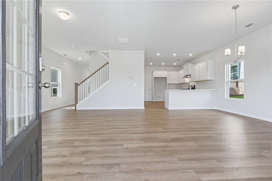 Spacious, unfurnished interior of a new home in Magnolia Trace, Flowery Branch (Image 24).