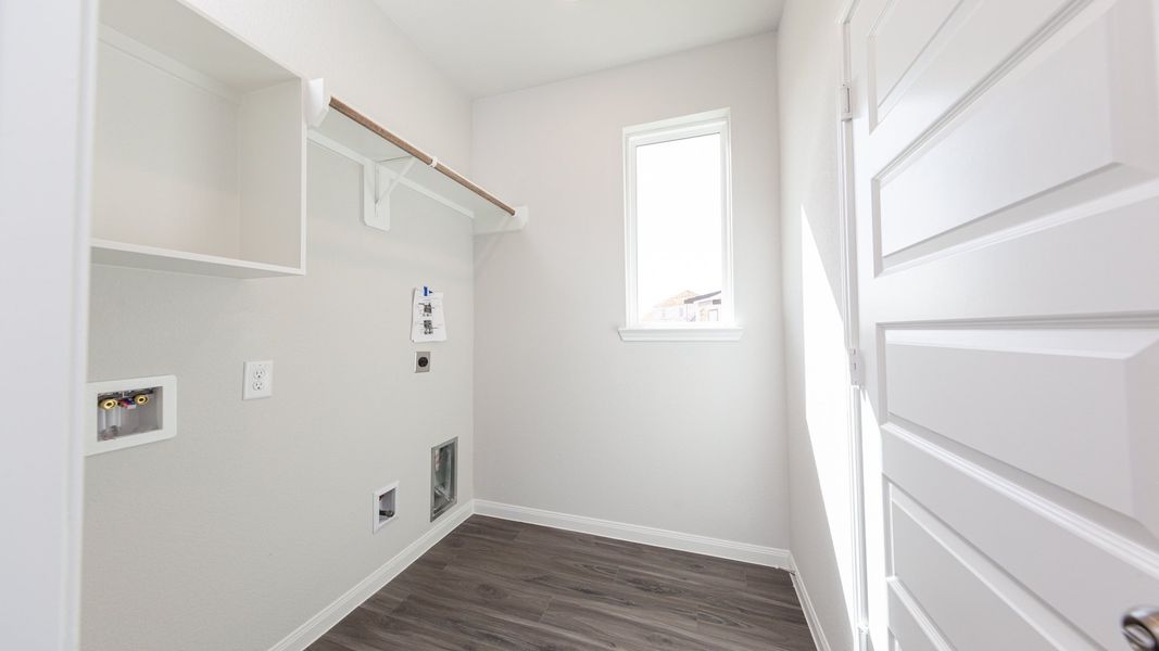 Representative unfurnished interior of a home built from the The Landry by Legend Homes in Cinco Lakes, San Antonio (Image 25).