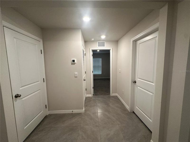Spacious, unfurnished interior of a new home in Silverstone North, Palmetto (Image 23).