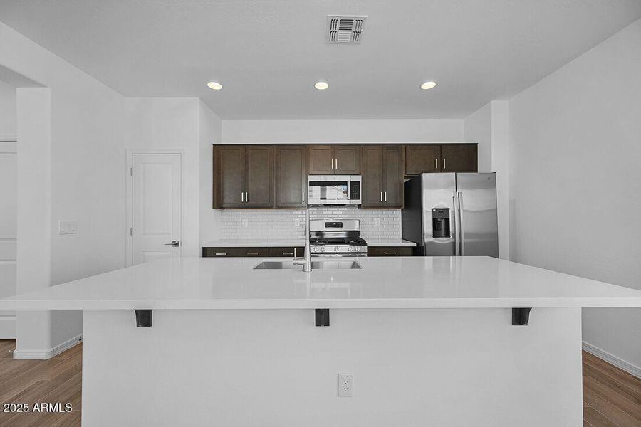 hj-az-phoenix-parkside-villas-cc-rm1-lot