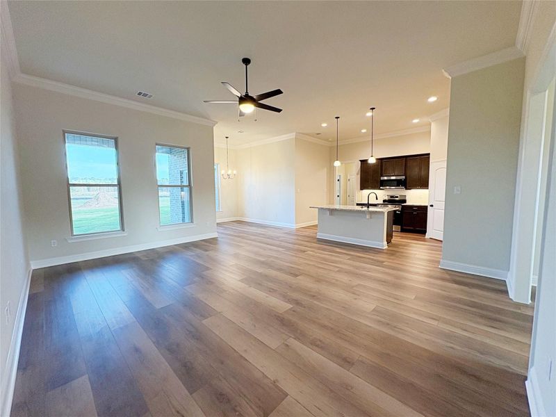 Spacious, unfurnished interior of a new home in Cardinal Estates, Bridge City (Image 22).