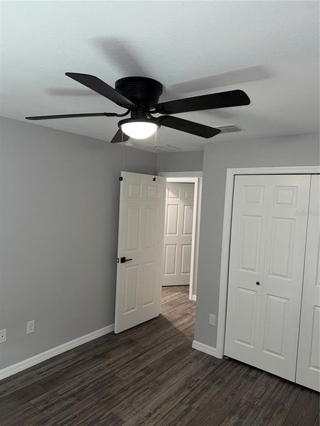Spacious, unfurnished interior of a new home in , Ocala (Image 15).