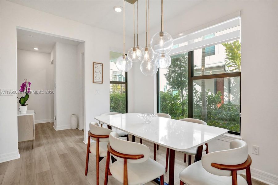 Furnished interior view inside a new home in , Plantation (Image 10).