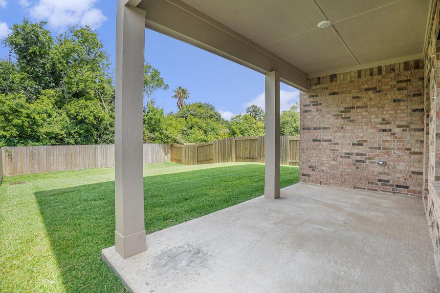 Furnished interior view inside a new home in Bayou Maison, Dickinson (Image 8).