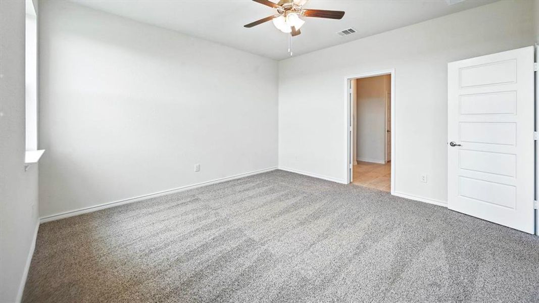 Spacious, unfurnished interior of a new home in Trailstone, Caddo Mills (Image 29).