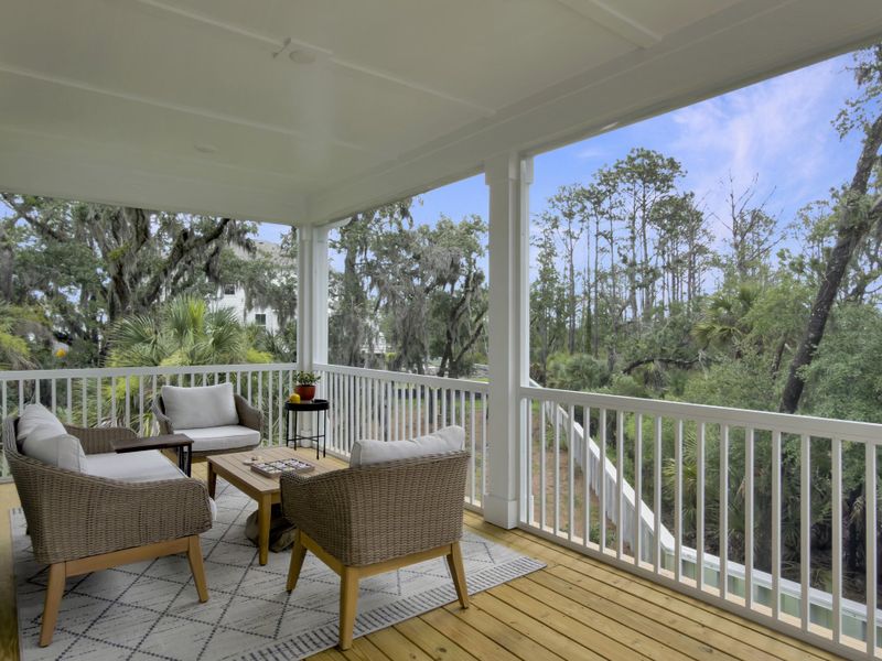 Exterior details and patio area of a home in Liberty Hill Farm, Mount Pleasant (Image 3).