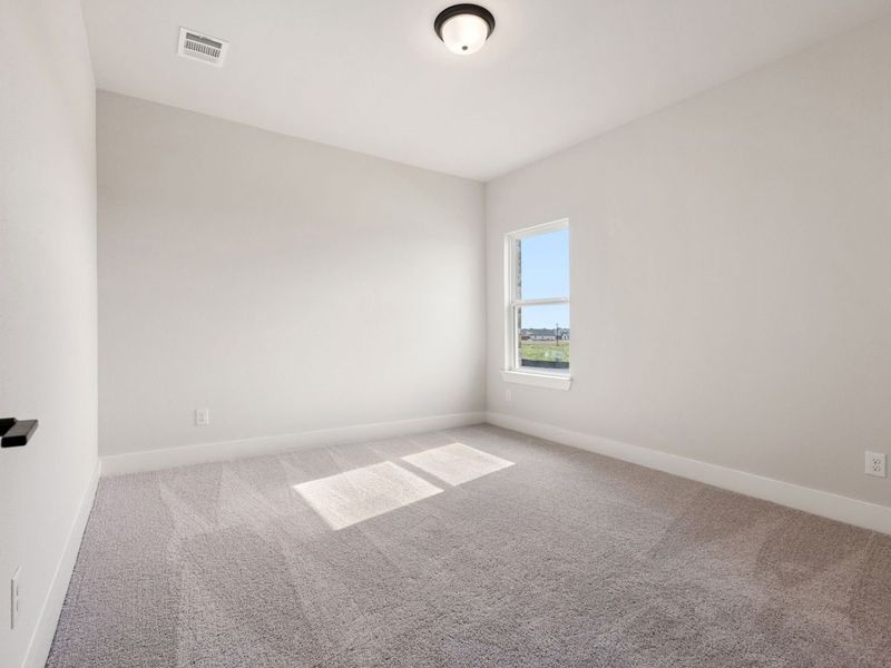 Spacious, unfurnished interior of a new home in Waverly Estates, Nevada (Image 27).