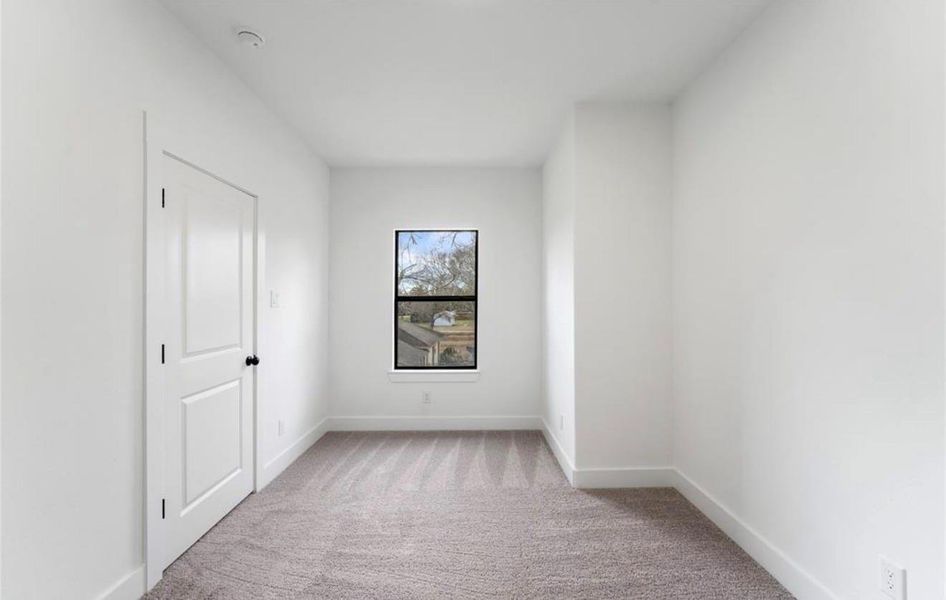 Spacious, unfurnished interior of a new home in , Beasley (Image 12).