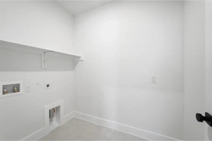 Spacious, unfurnished interior of a new home in Green Meadows, Celina (Image 24). Spacious, unfurnished interior of a new home in Green Meadows, Celina (Image 24).