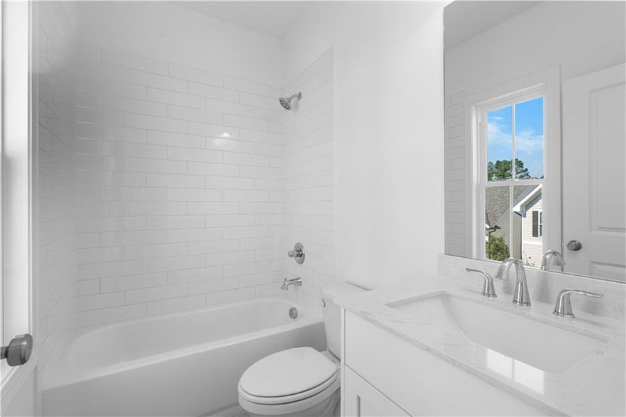 Furnished interior view inside a new home in Evanshire Townhomes, Duluth (Image 10).