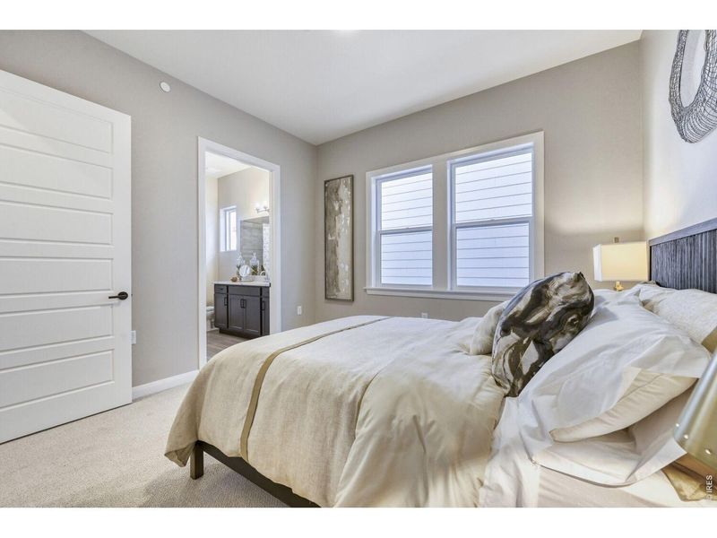 Furnished interior view inside a new home in , Broomfield (Image 31).