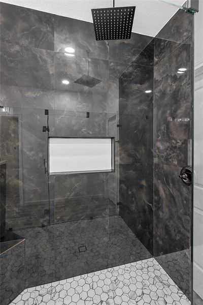 Image 34 of a home in .