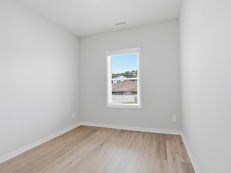 Spacious, unfurnished interior of a new home in Avalon Place - Signature Series, Durham (Image 15). Spacious, unfurnished interior of a new home in Avalon Place - Signature Series, Durham (Image 15).