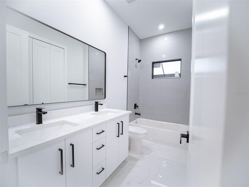 Furnished interior view inside a new home in , Port Charlotte (Image 10).