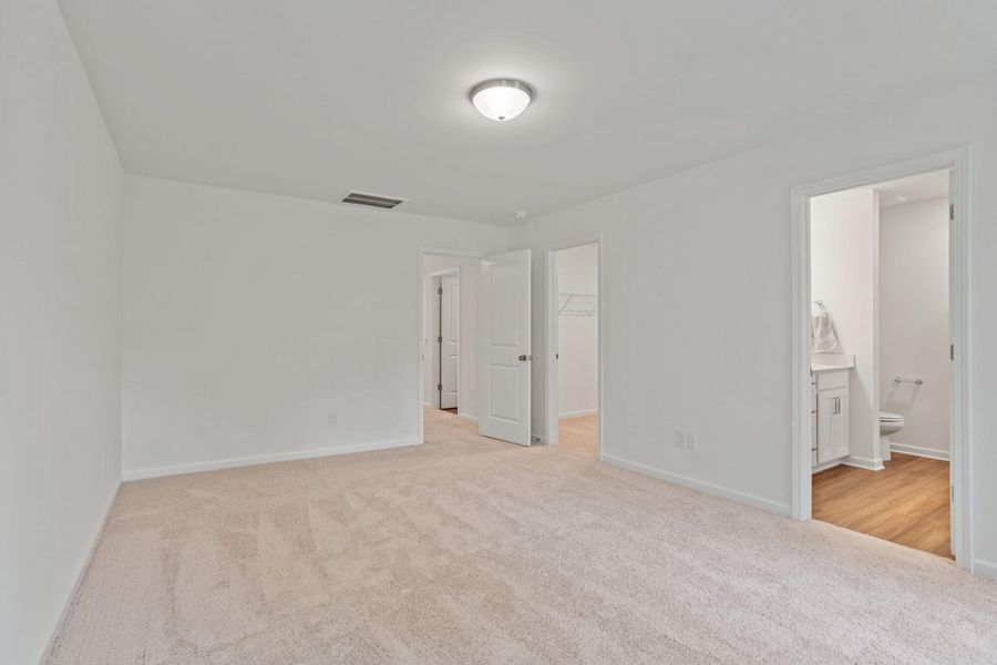 Spacious, unfurnished interior of a new home in East Main Townes, Spartanburg (Image 27). Spacious, unfurnished interior of a new home in East Main Townes, Spartanburg (Image 27).