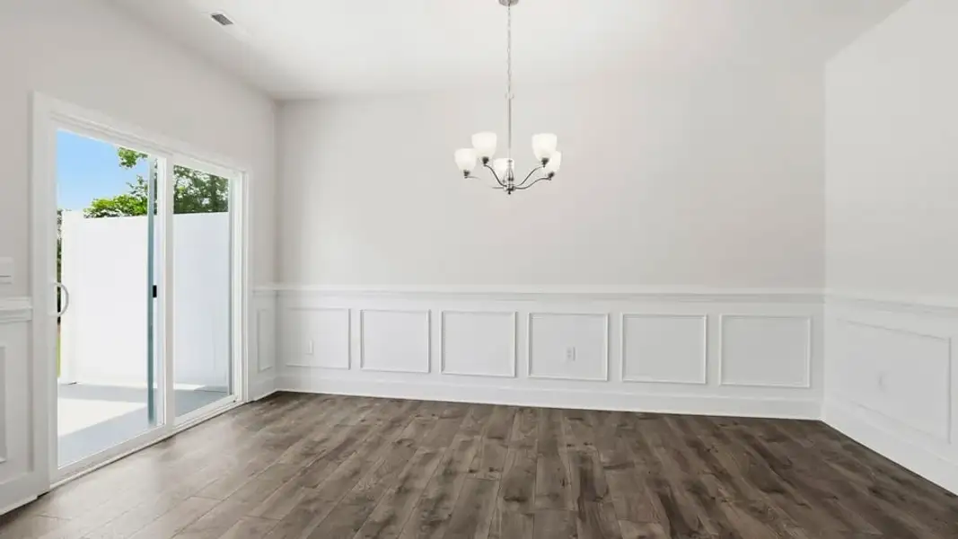 Representative unfurnished interior of a home built from the Denver by D.R. Horton in Ashmore Hills, Mauldin (Image 19).