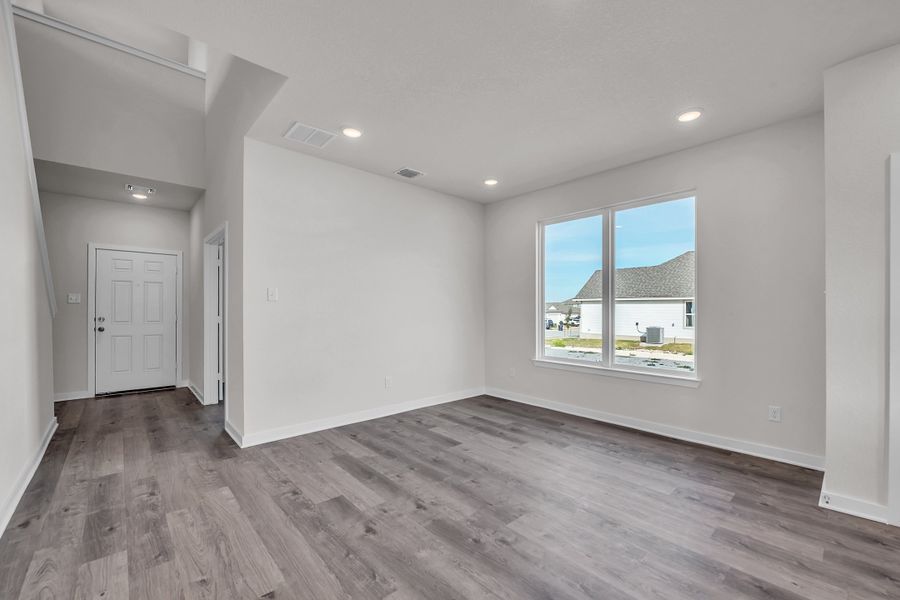 Representative unfurnished interior of a home built from the The 2516 by Stylecraft Builders in Adaline Crossing, McGregor (Image 7).