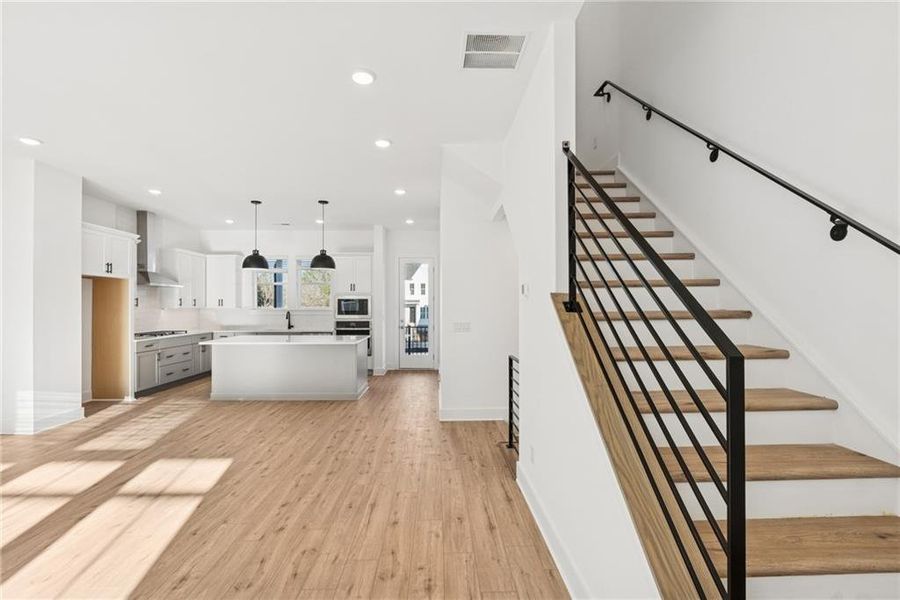 Spacious, unfurnished interior of a new home in Celesta, Decatur (Image 13).