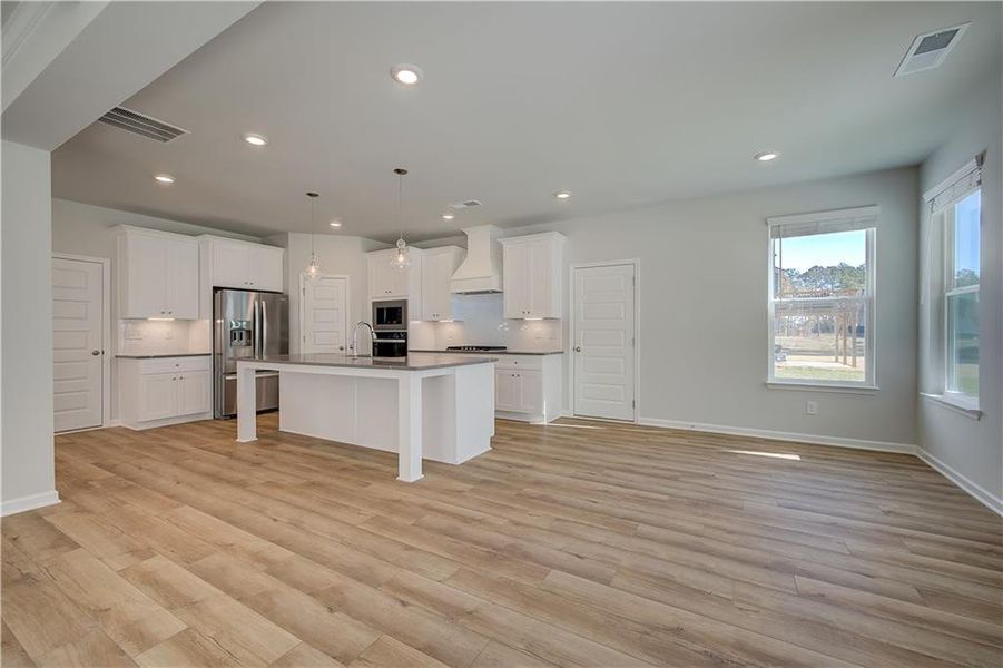 Furnished interior view inside a new home in Riverbend Overlook, Fayetteville (Image 9).