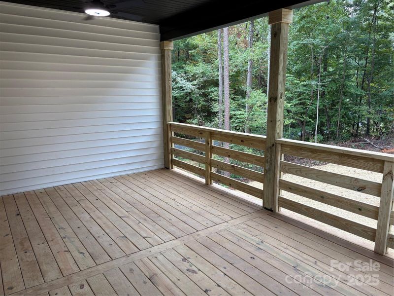 Image 21 of a home in . Image 21 of a home in .