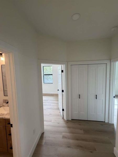 Spacious, unfurnished interior of a new home in , North Port (Image 24).