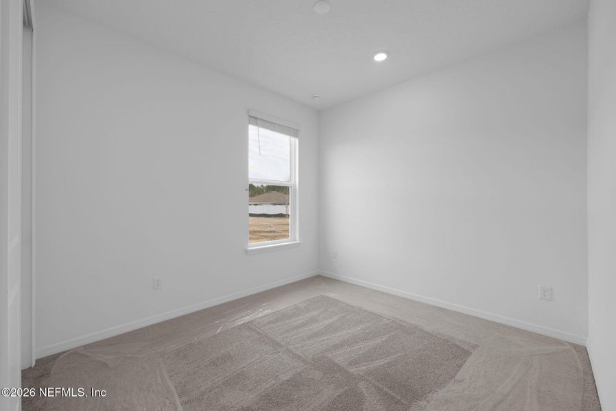 Spacious, unfurnished interior of a new home in Murray Farms, Middleburg (Image 16).