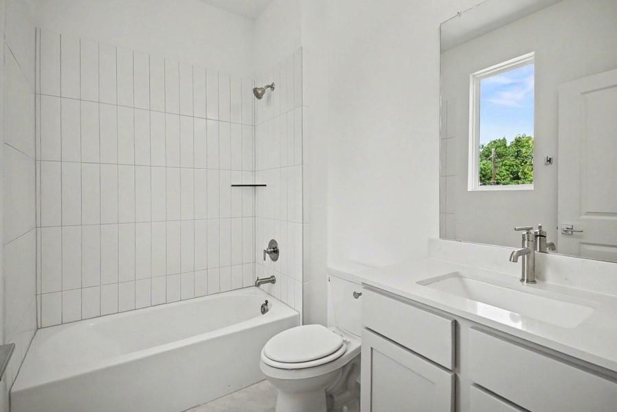 Furnished interior view inside a new home in , Houston (Image 9).