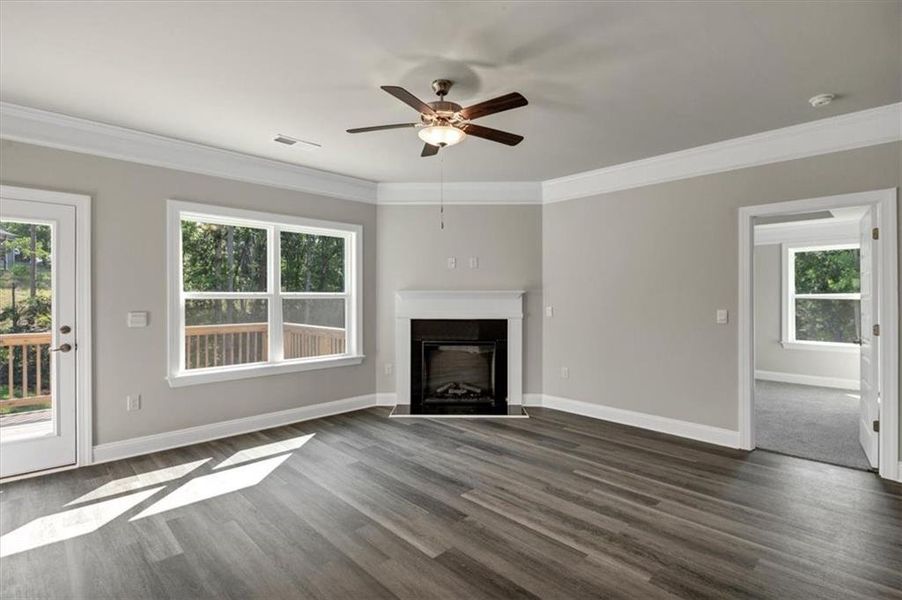 Spacious, unfurnished interior of a new home in Tuscany Hills, Douglasville (Image 35).