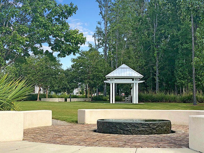 Community amenities in Heron's Walk at Summers Corner, Summerville (Image 49).