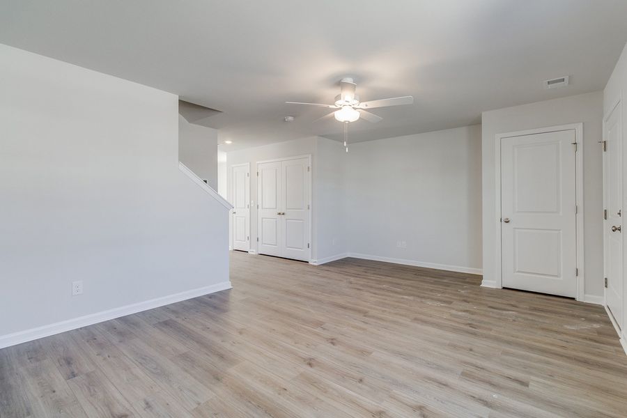 Spacious, unfurnished interior of a new home in Haynes Park, Columbia (Image 17).