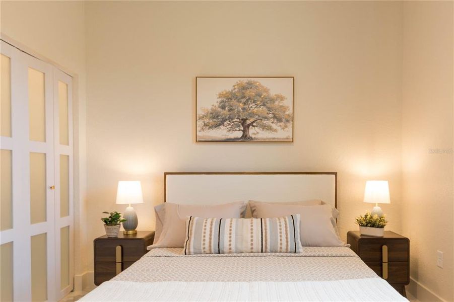 Furnished interior view inside a new home in , Dunnellon (Image 54).