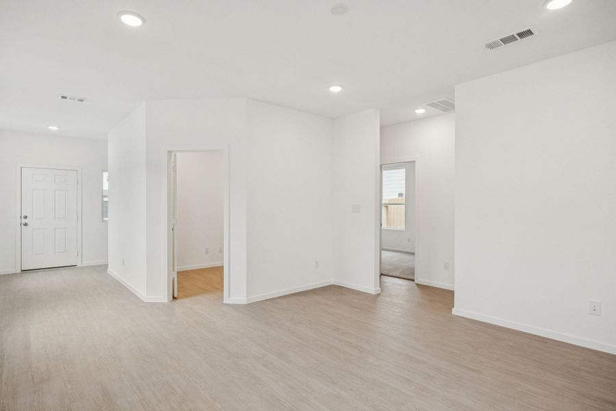 Spacious, unfurnished interior of a new home in Montgomery Bend, Montgomery (Image 24). Spacious, unfurnished interior of a new home in Montgomery Bend, Montgomery (Image 24).
