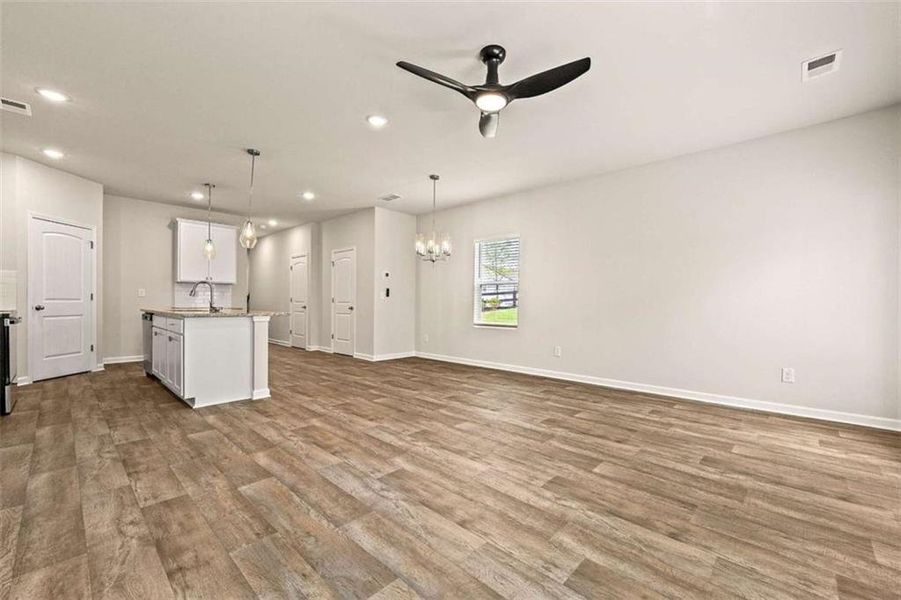 Spacious, unfurnished interior of a new home in The Grove At Mundy Mill, Gainesville (Image 13). Spacious, unfurnished interior of a new home in The Grove At Mundy Mill, Gainesville (Image 13).