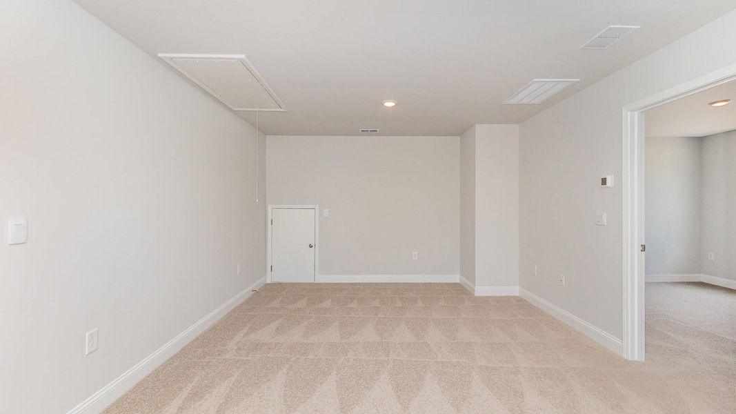 Spacious, unfurnished interior of a new home in The Ranch, Holly Hill (Image 16).