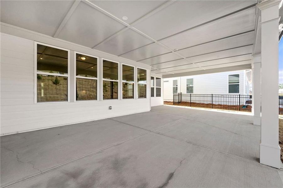 Spacious, unfurnished interior of a new home in Cresswind Georgia at Twin Lakes, Hoschton (Image 25).