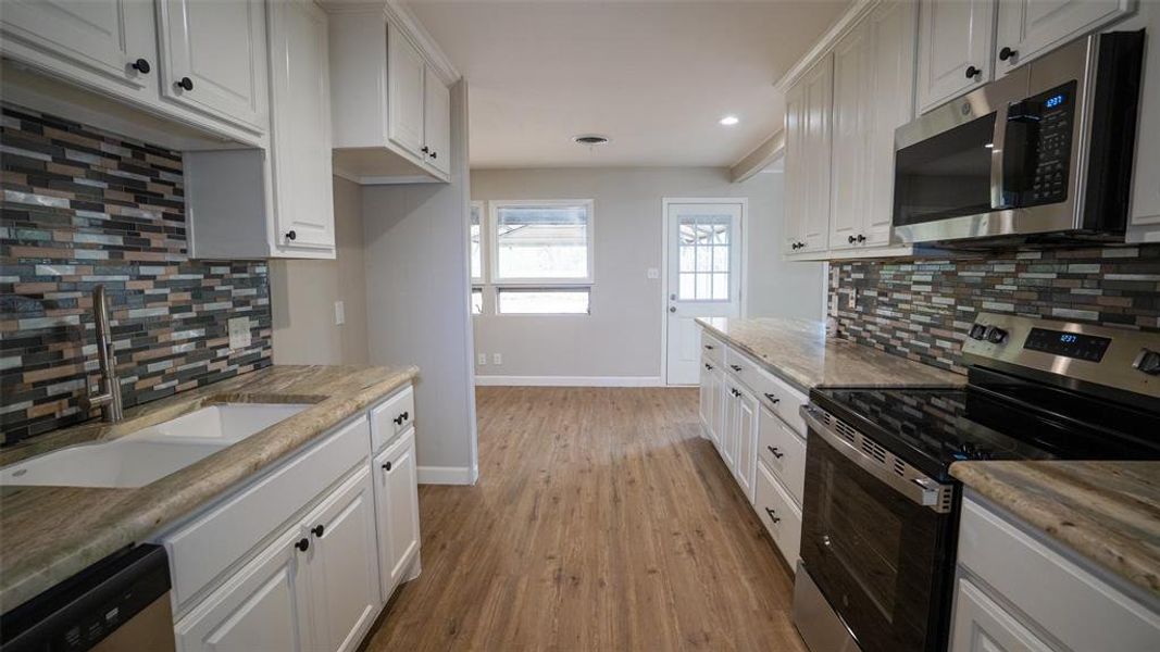 Furnished interior view inside a new home in , Paris (Image 6). Furnished interior view inside a new home in , Paris (Image 6).