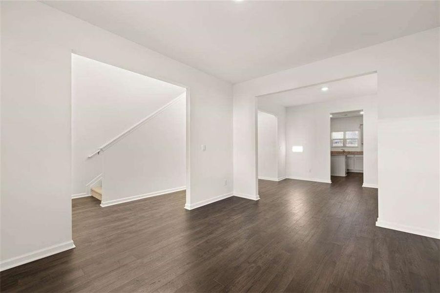 Spacious, unfurnished interior of a new home in Oakchase at Hampton, Hampton (Image 23).