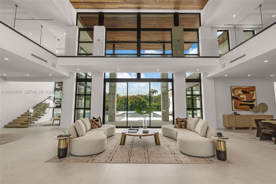 Community amenities in , Pinecrest (Image 19).