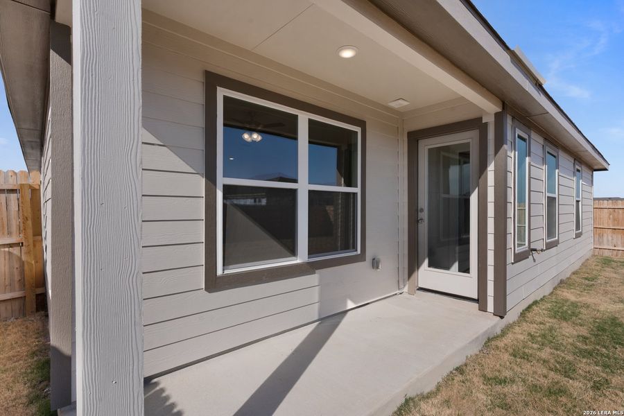 Exterior details and patio area of a home in Westridge, San Antonio (Image 4).