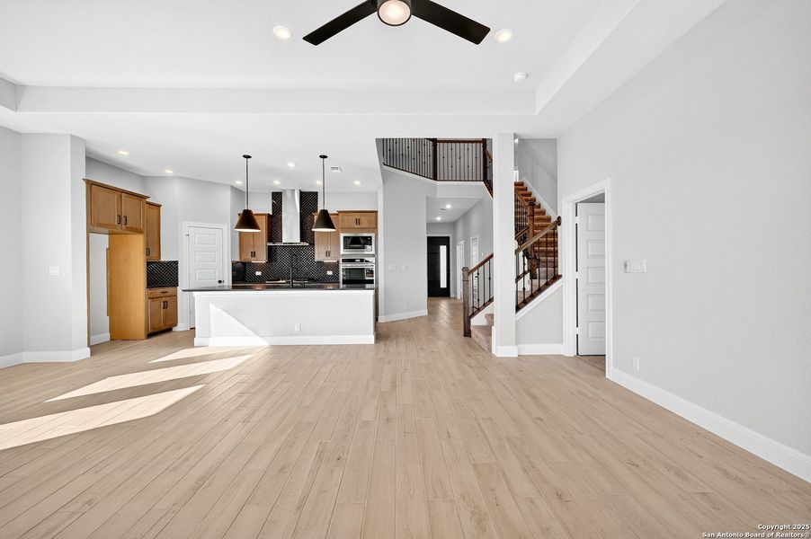 Image 28 of a home in Davis Ranch 60'.