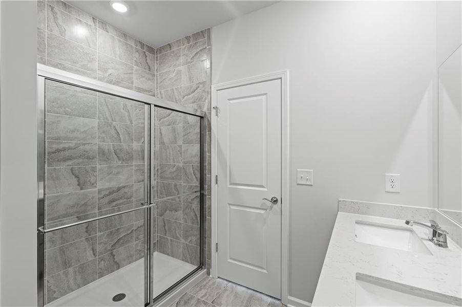 Furnished interior view inside a new home in Avery Ridge, Gainesville (Image 10).