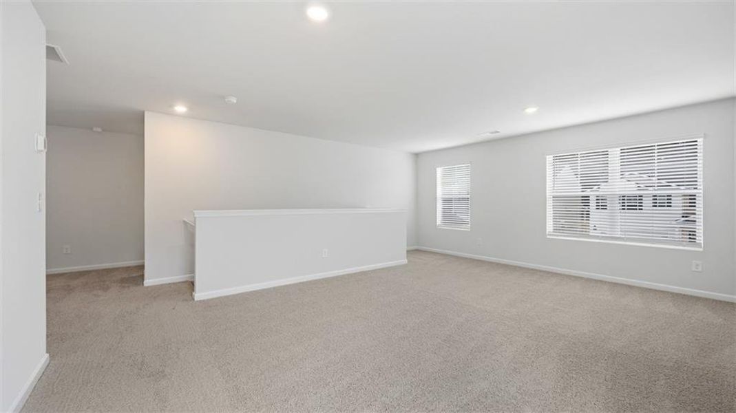 Spacious, unfurnished interior of a new home in Twin Lakes, Hoschton (Image 18).
