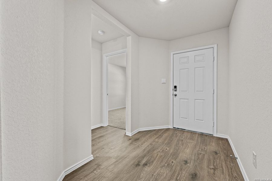 Spacious, unfurnished interior of a new home in High Garden, Comfort (Image 8).